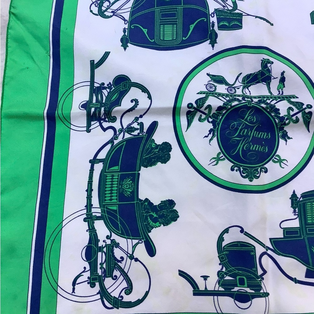 Hermes Petit Carre 45 Ex Libris Gavroche Silk Green Scarf - Picture 5 of 9